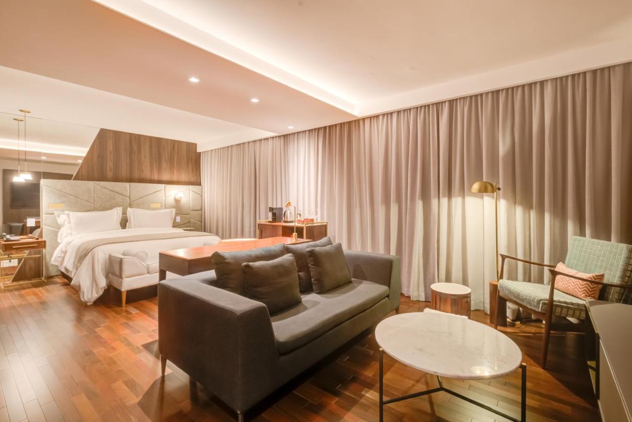 Hotel Qoya Sao Paulo Paulista, Curio Collection By Hilton Exterior foto